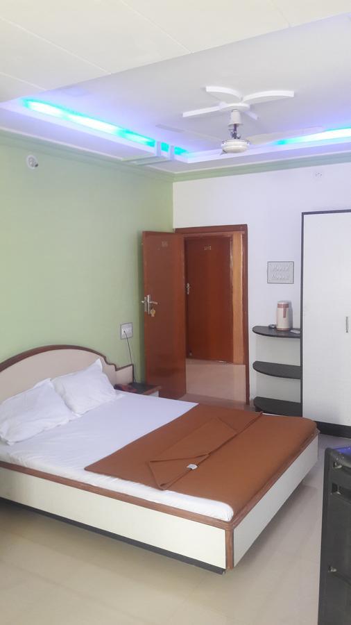 Hotel Sahara Palace Bhuj Zewnętrze zdjęcie