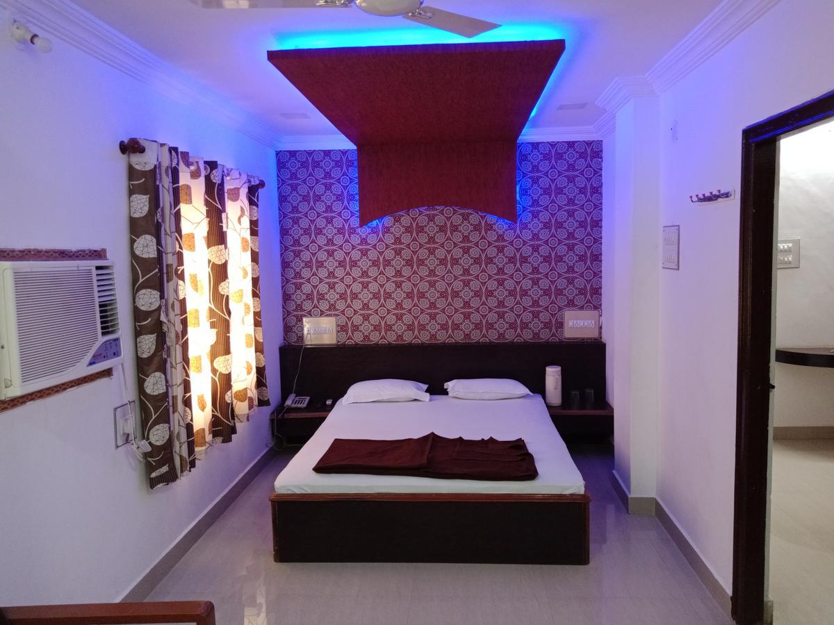 Hotel Sahara Palace Bhuj Zewnętrze zdjęcie